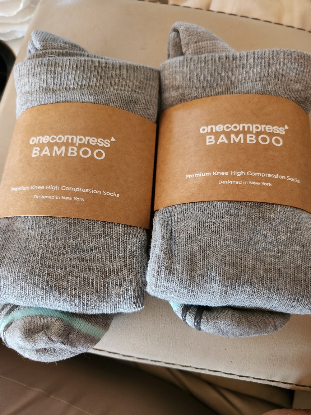 Two pair Men's Bamboo Knee-High Compression Socks - Gray